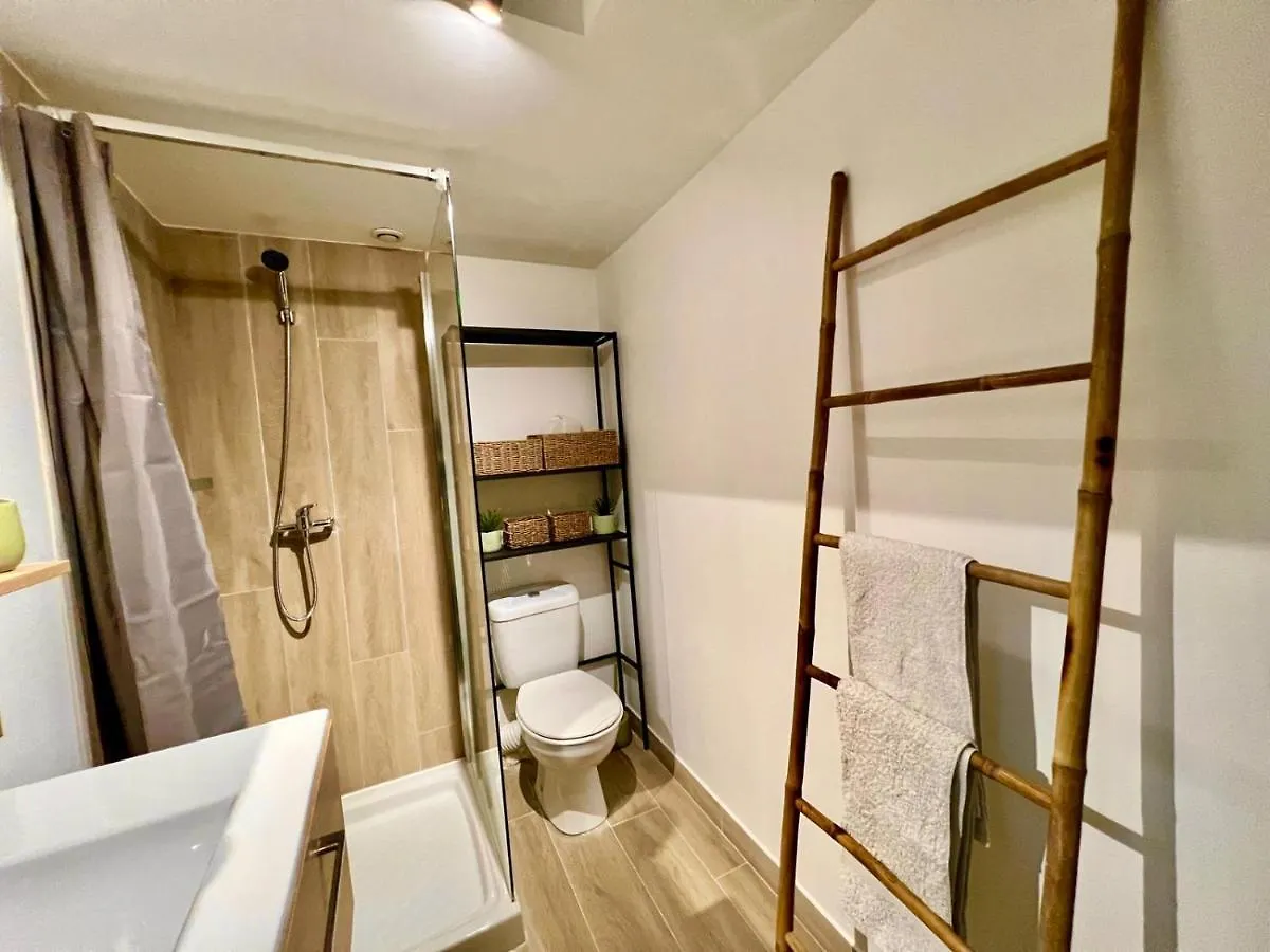 Petit Studio Charmant 툴롱 아파트